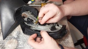 Сборка зеркала с  автоскладыванием Opel Astra H_Правое.Часть 3