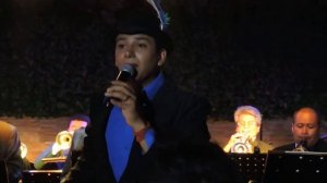 Rodolfo valdez con big band  "vieja luna" bolero