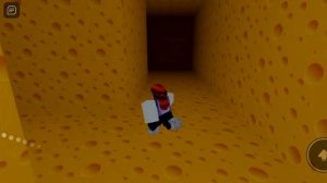 сумасшедшая крыса преследует меня.Побег из сырного лабиринта .#побег # крыса #роблокс .