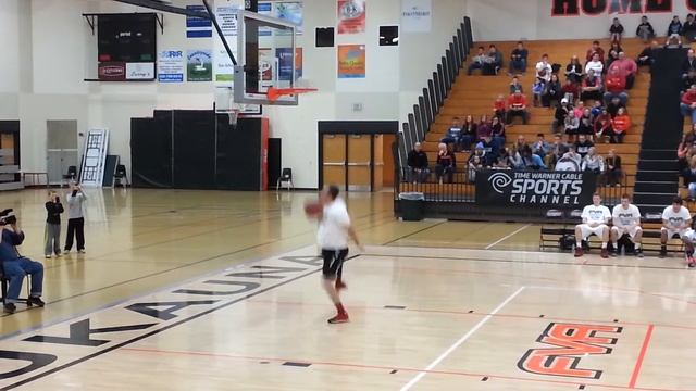 Travis Vander Hyden FVA All-Star Game Round 2 Dunk смотреть онлайн