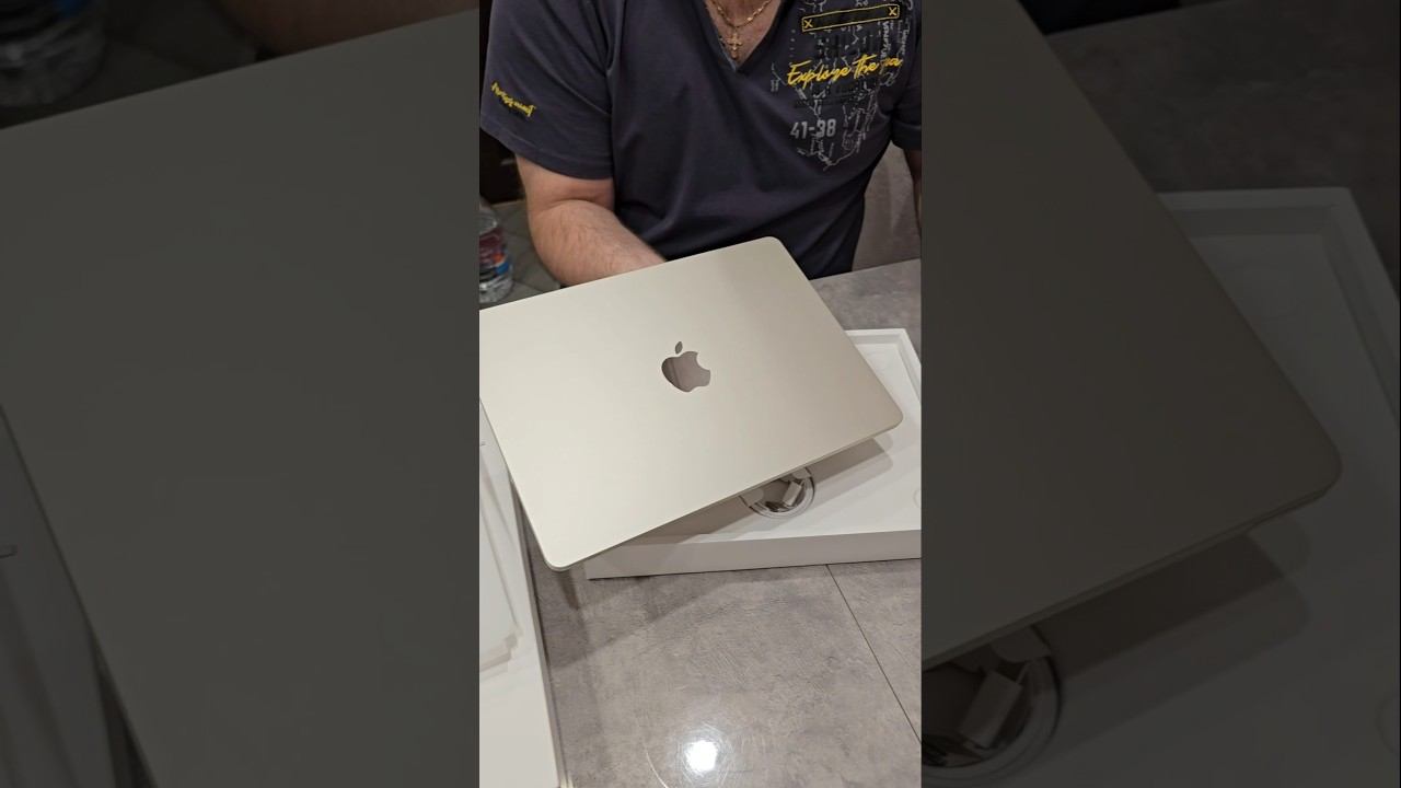 Быстрая распаковка MacBook Air M3 #macbook #apple #macbookair