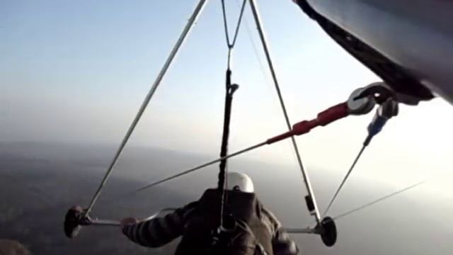 Flights on a hang-glider in the Kharkov area. смотреть онлайн