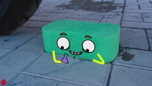 Детская анимация машина давит мочалку, мяч, и др.