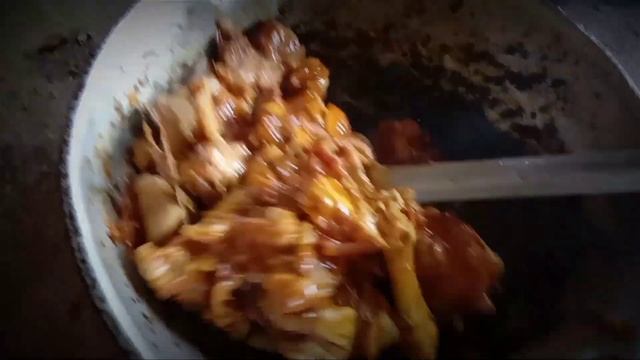 আজকে মায়ের হাতের মাংস খেলাম 🤤 পোল্টির মাংস ।। Vlog by Kabirul || Dalliy Vlog ||@TusarDass bangla смотреть онлайн