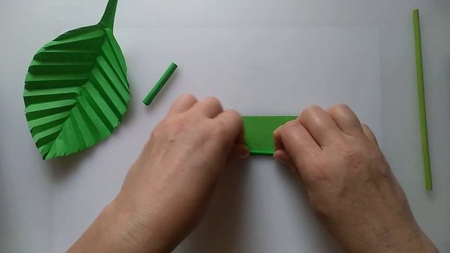 ГУСЕНИЦА из бумаги