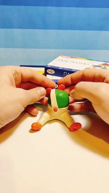 Как слепить Карлсона из пластилина #карлсон #shorts #лепка #пластилин #какслепить #мультики