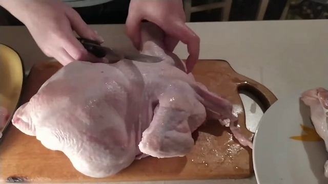 Разделать курицу / Как я разделываю птицу смотреть онлайн