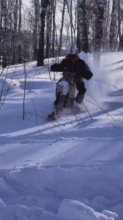 НЕ ЕДЕТ А ПРЁТ!!!