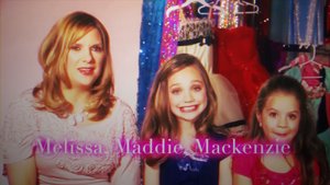 Жизнь Мелиссы и её дочерей Мэдди и Маккензи. Мамы в танце 1 сезон 1 серия.