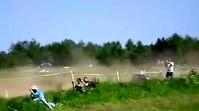 Автокросс 16-17.06.2012г. Смоленск Д2-юниор финал.wmv смотреть онлайн
