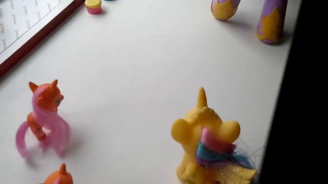 Новый дом у пони смотреть онлайн