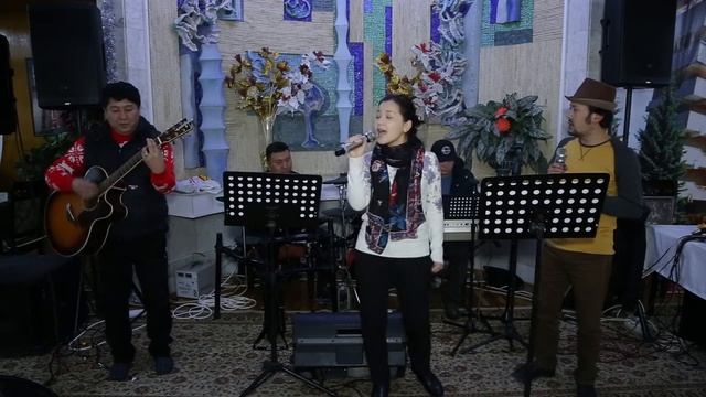 Hands Up смотреть онлайн