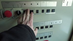 РЖД-Дозаправка теплоносителя, замена циркуляционного насоса, отогрев магистрали слива в поезде 001