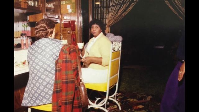 What Was Hanging In The Kitchen? | Secret Graceland #24 смотреть онлайн