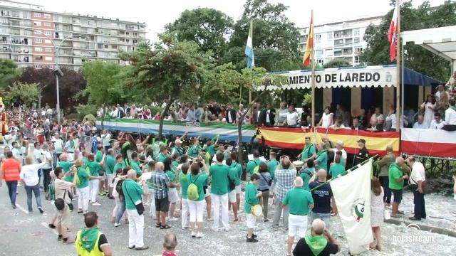 Batalla Flores Laredo, 2017 смотреть онлайн