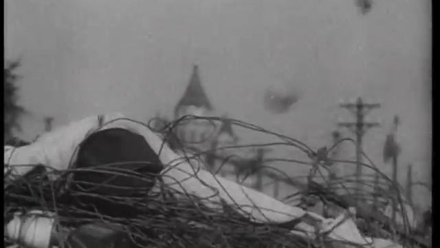 Рабочая Марсельеза - Возвращение Максима смотреть онлайн