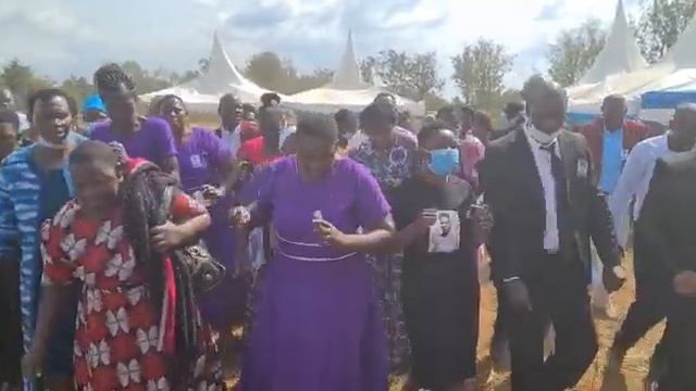 mama frank send-off смотреть онлайн