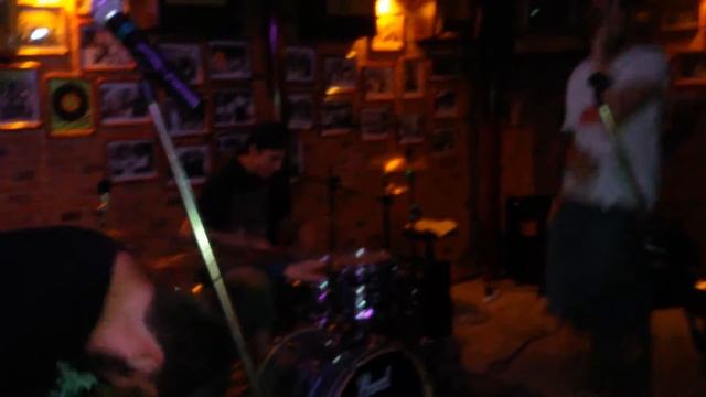 JFT - Две бири + Крачка напред + Стомашно-чревен трак (Album Promo Tour - 02.09.2015 - Rock'n'Roll смотреть онлайн