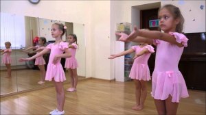 MAGIC CASTLE Dance Studio. Танцевальная студия в Английском детском саду.