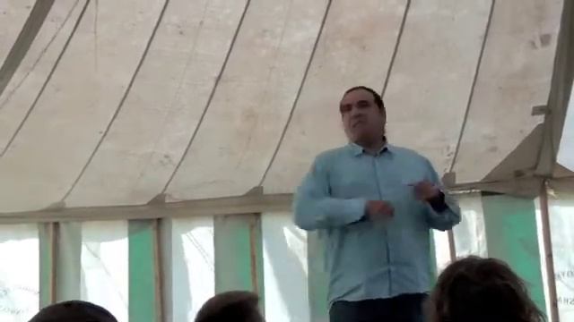 London Climate Camp-Tar Sands Introduction Clayton Thomas-Muller смотреть онлайн