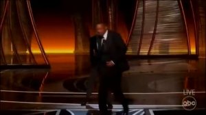 Уилл Смит дал леща ведущему😱😱