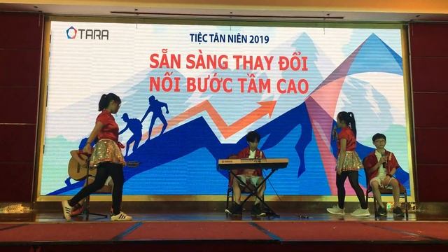 Friends - Nguyễn Ngọc Hà Chi (Tara Group) смотреть онлайн