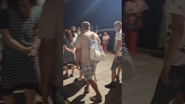 Судак, прогулка по набережной 2024 смотреть онлайн