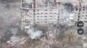 Минобороны РФ опубликовало кадры боевой работы из освобожденного Дзержинска