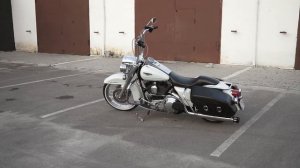 Harley Davidson Road King - White King 2002