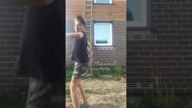 Все части малолетние …
