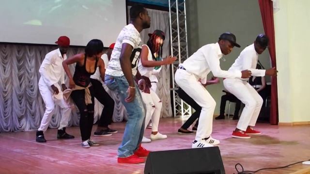 Roga roga en Russie 2016 (Etudiants Congolais de IVANOVO ft C.I) смотреть онлайн