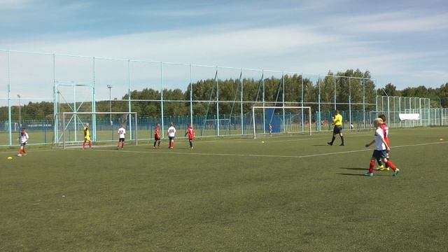 ФК Минск-2 - ФК Минск-3, 1 тайм. Чемпионат Минска 2017. 2008 г.р. U-9 смотреть онлайн