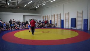 Эмоциональная победа юного борца!