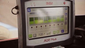 Сеялки MASCAR MAXI SMART-DRIVE с высоким высевающим аппаратом, гидравлической установкой ширины межд