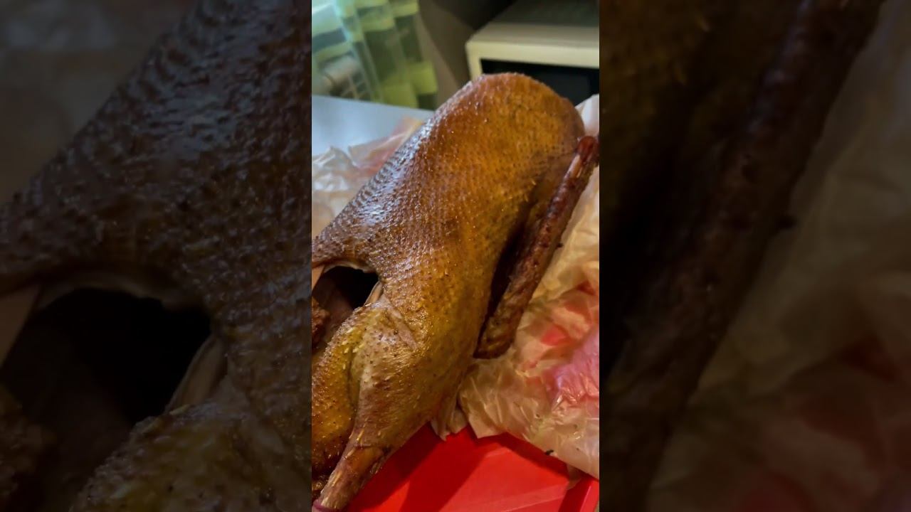 Копченый гусь + бойлерное пиво !!!! Наслаждаемся и глотаем слюни  #гуськопченый #пиво