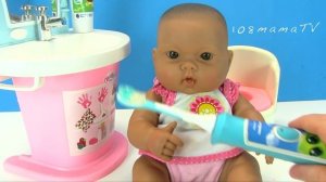 Утро Малышки Бьянки Чистим Зубки Электрической Щёткой Мультики Как Мама и Беби Бон 108мама тв