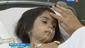 Врачи спасли утонувшую девочку