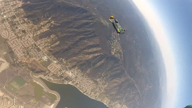 First flight video on the new company sponsored Squirrel Suit смотреть онлайн