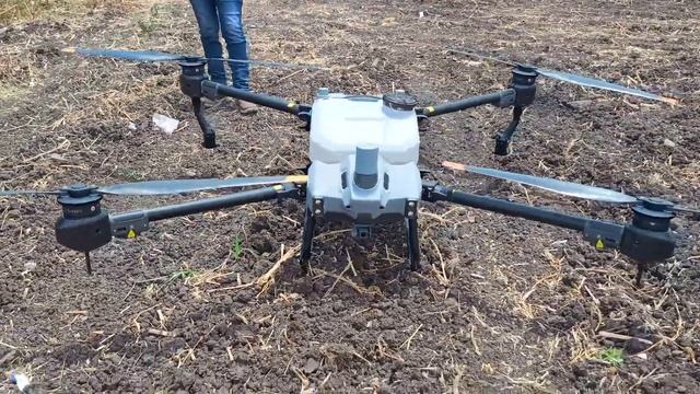 Agras T20p Vibración en brazo m2 (2) смотреть онлайн