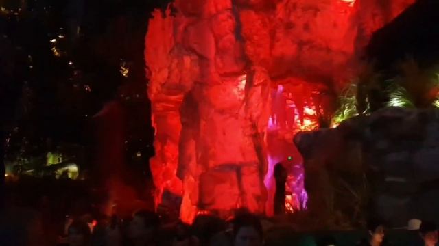 TOP 5 RESTAURANTS AT DISNEYWORLD смотреть онлайн