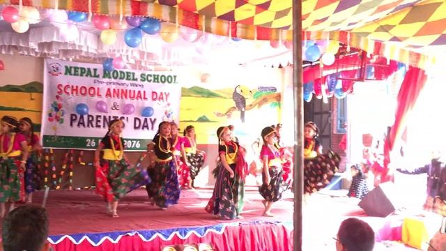 Dance by class 1 girls( Lek kaa haami keta keti) смотреть онлайн