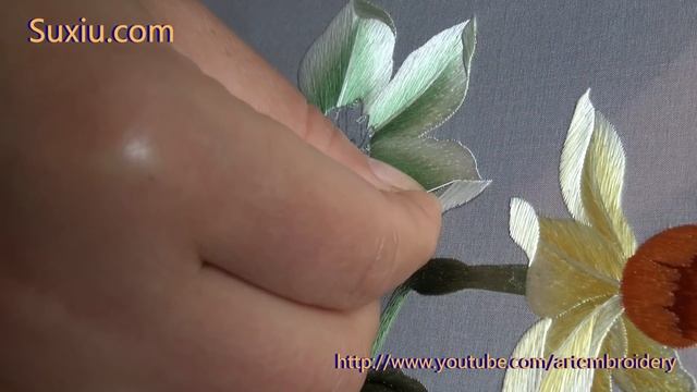 Hand embroidery苏绣(苏州刺绣针法教程) 両面刺繍Narcissus(6)