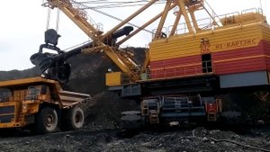 Погрузка Белаза