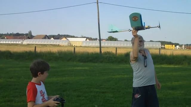 RC PLANE slowstick - DIDA I UNUK KT 2013 смотреть онлайн