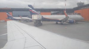 Буксировка для запуска двигателей. SSJ100 RA-89041 М.Водопьянов. SU1156 SVO- Ростов-Дон (ROV). +7.