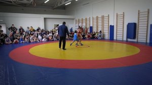 Тот случай, когда волнение захлестнуло одного из борцов!