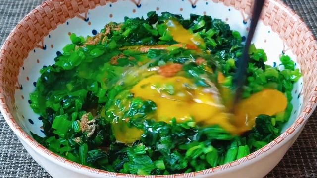 春天多吃菠菜，教你新吃法，不炒不做湯，營養美味還拉絲，超好吃，【柚子愛吃】，#菠菜料理 ,  #菠菜食譜 ，#菠菜新吃法，#菠菜做法，#菠菜的功效與作用，#菠菜的做法 Spinach #Recipe