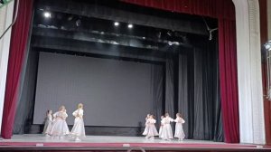 VI КОНКУРС: " ВВЕРХ ТОРМАШКАМИ " . АНСАМБЛЬ НАРОДНОГО ТАНЦА " СКАЗ " . ТАНЕЦ: " УМОРИЛАСЯ  " .