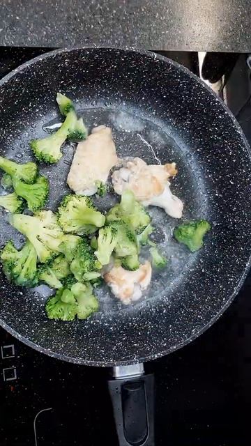 #SHORTS // КУРИЦА С БРОККОЛИ // кето рецепты смотреть онлайн