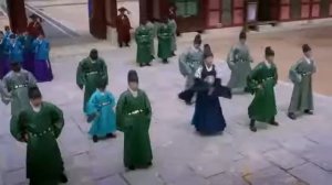 Park Bo Gum dance boombastic